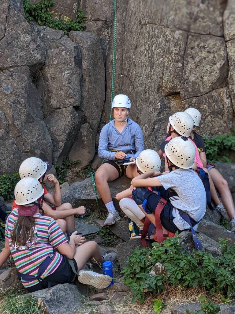 Oregon Claire Students Rockclimbing
